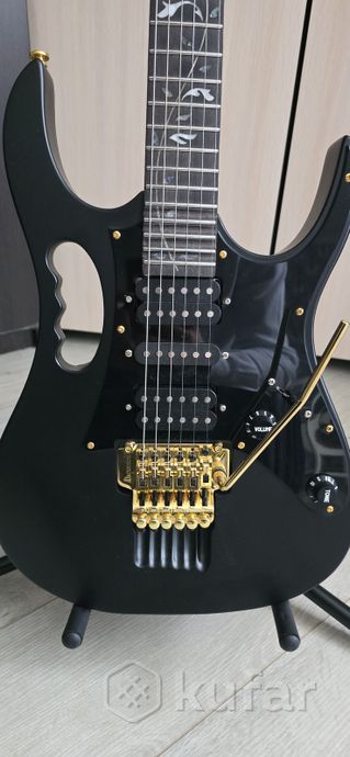 Электрогитара Ibanez — фото 4