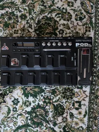 гитарный процессор Line 6 POD XT Live