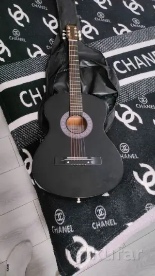 музыкальный инструмент.