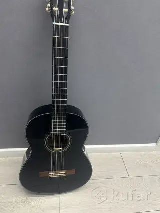 Yamaha C40 ,классическая гитара