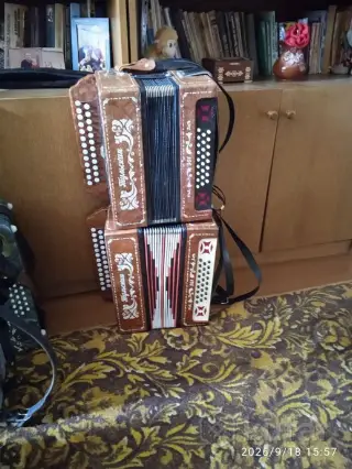 гармонь
