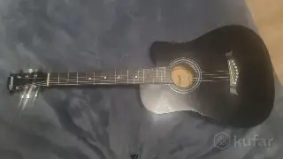 Акустическая гитара