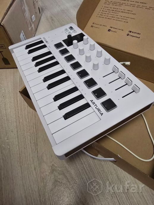Arturia MiniLAB 3 - MIDI-клавиатура — фото 5