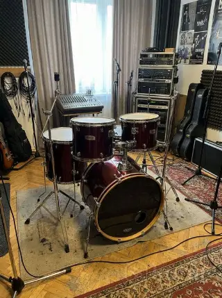 Комплект акустических барабанов Mapex Q Series