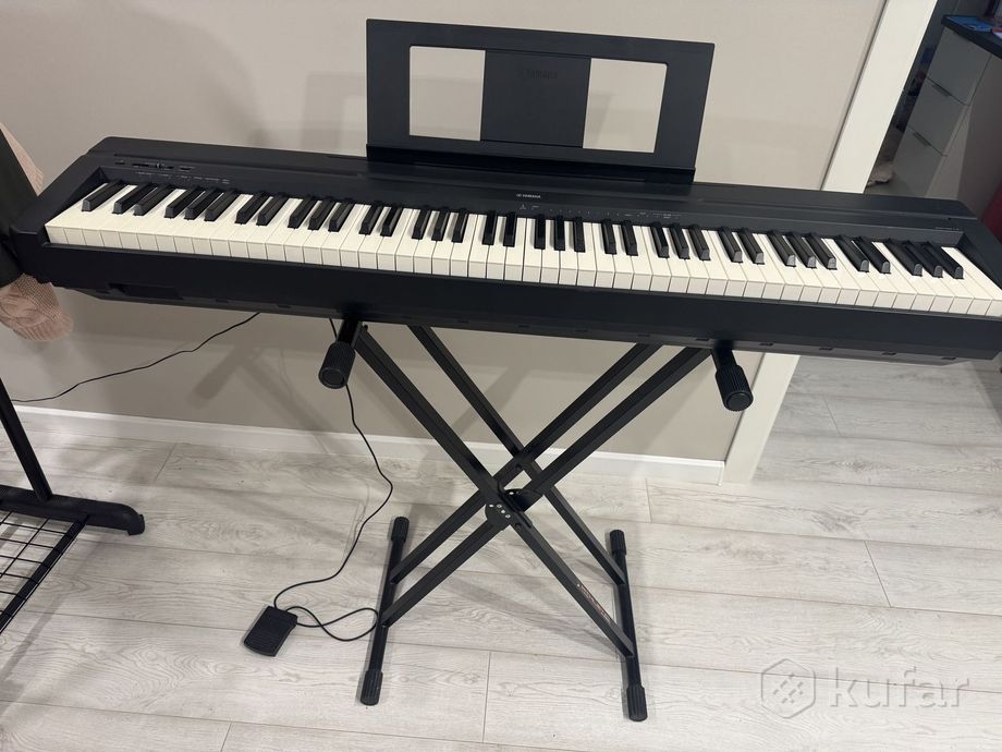 Цифровое пианино Yamaha Р-45 немного б/у — фото 1