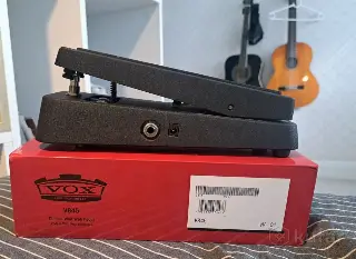 Гитарная педаль Vox V845 Classic Wah