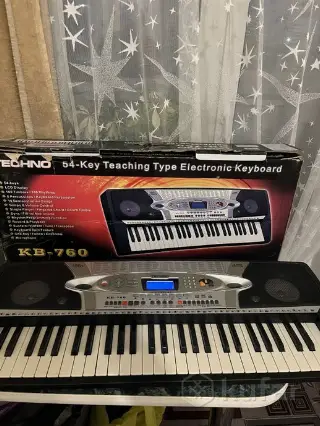 Синтезатор
