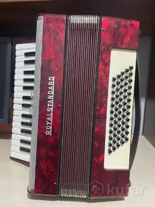 Аккордеон royal standard