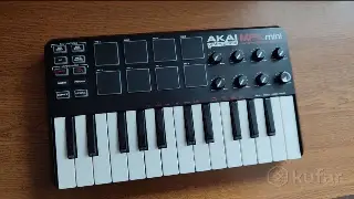 Миди клавиатура AKAI MPK mini