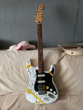 Fender squier stratocaster 2017, Indonesia