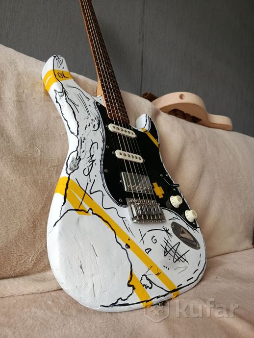 Fender squier stratocaster 2017, Indonesia — фото 2