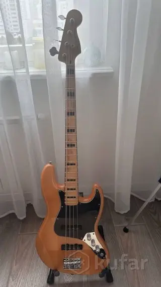 Squier Classic Vibe '70s Jazz Bass