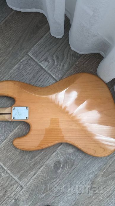 Squier Classic Vibe '70s Jazz Bass — фото 4