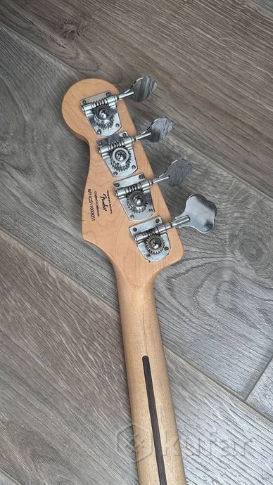 Squier Classic Vibe '70s Jazz Bass — фото 6