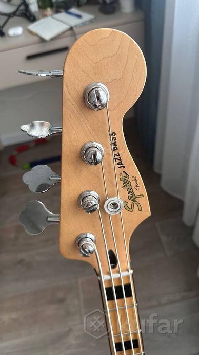 Squier Classic Vibe '70s Jazz Bass — фото 8