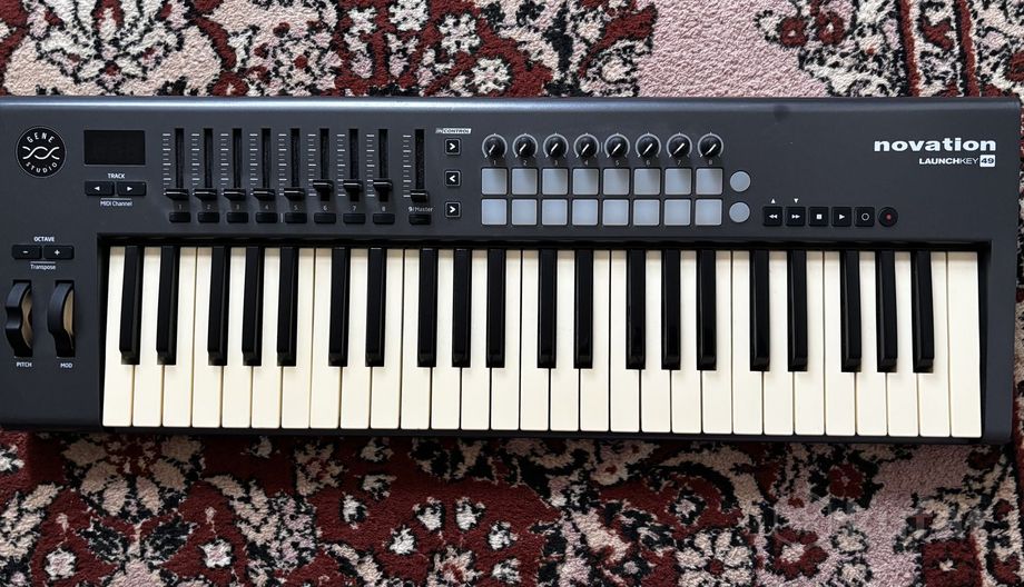 Midi клавиши novation mk1 49 — фото 1