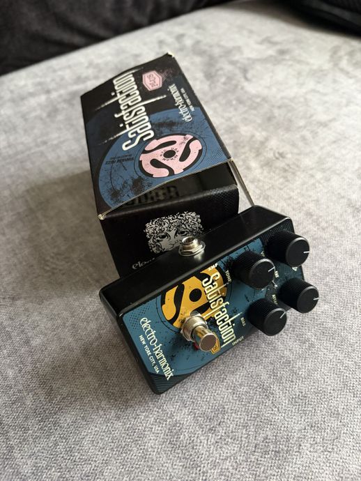 Electro-Harmonix Satisfaction Plus Fuzz