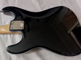 Электрогитара Squire by Fender Debut