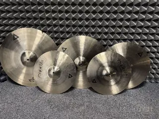 Барабанные тарелки Istanbul Agop Xist Brilliant