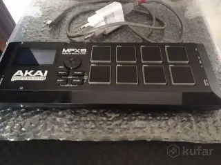 Семплер Akai MPX 8