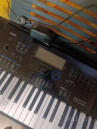 Синтезатор Casio