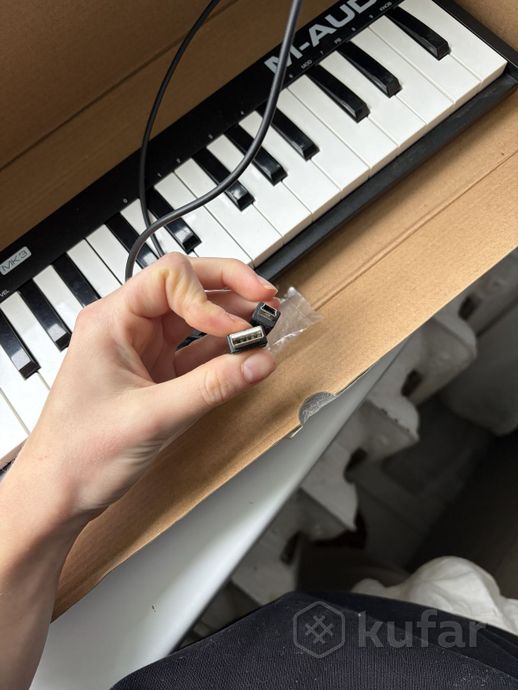 MIDI-клавиатура M-Audio Keystation Mini 32 mk3 — фото 3