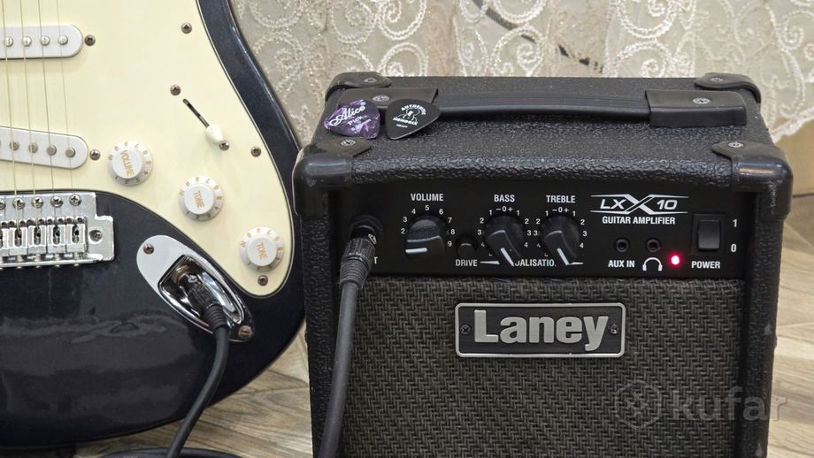 Комплект гитара Weinberger + комбик Laney LX-10 — фото 4