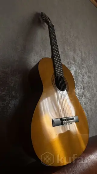 YAMAHA C40