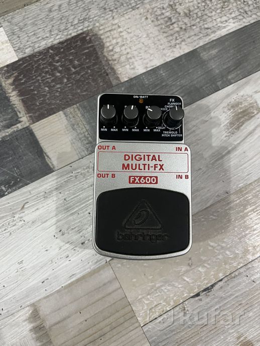 Behringer FX600 — фото 1