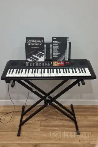 Синтезатор Yamaha PSR-F51 + Стойка, Самоучитель и