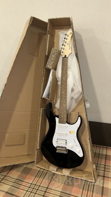 Электрогитара Yamaha pacific 112j — фото 1