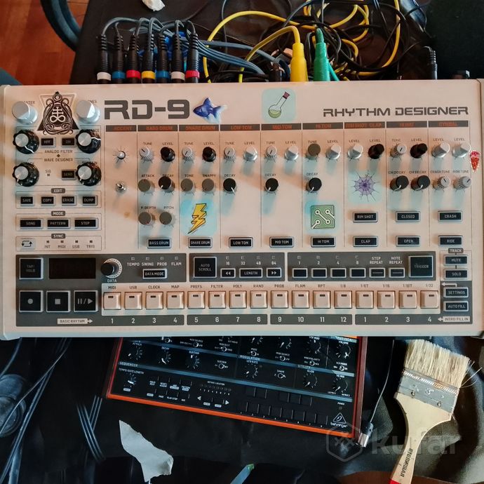 Behringer RD-9 драм машина