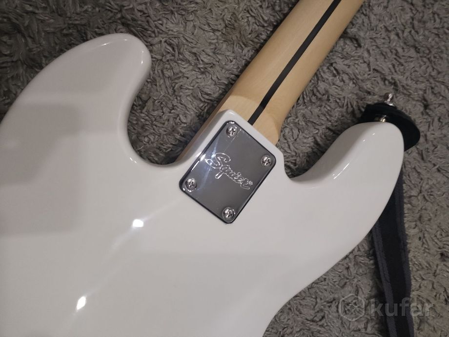 Бас гитара Squier — фото 4