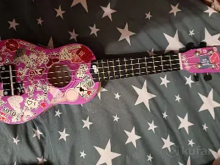 укулеле