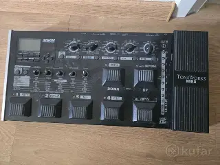 Гитарный процессор Korg-AX3000g