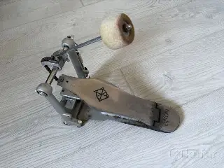 Педаль одиночная для бас барабана Dixon PP-P1
