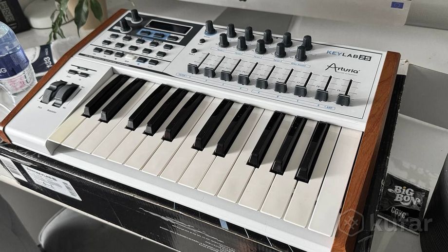 Arturia Keylab 25 Миди-клавиатура — фото 3