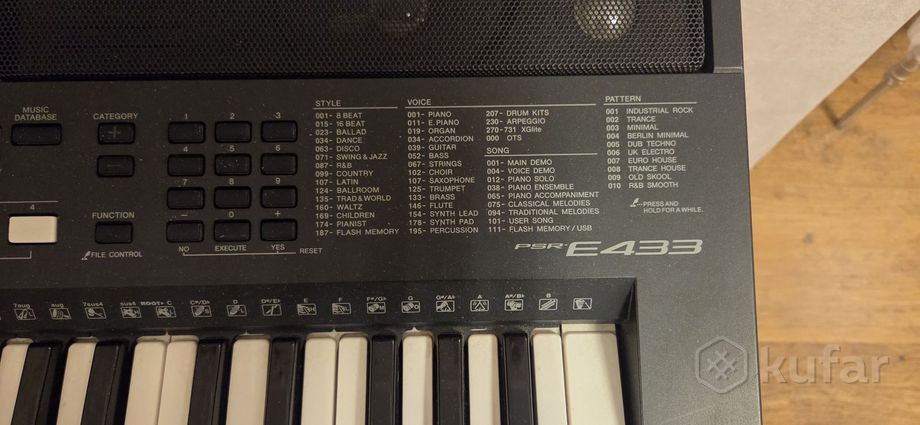 Синтезатор Yamaha PSR E-433 — фото 3