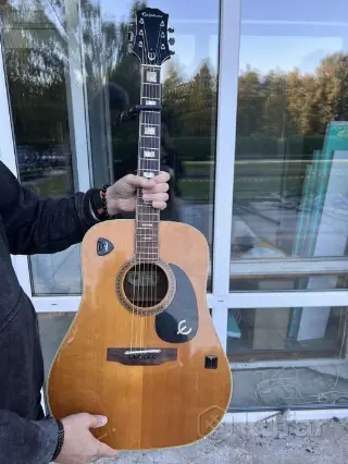 Акустическая гитара Epiphone FT-150 1970е винтаж