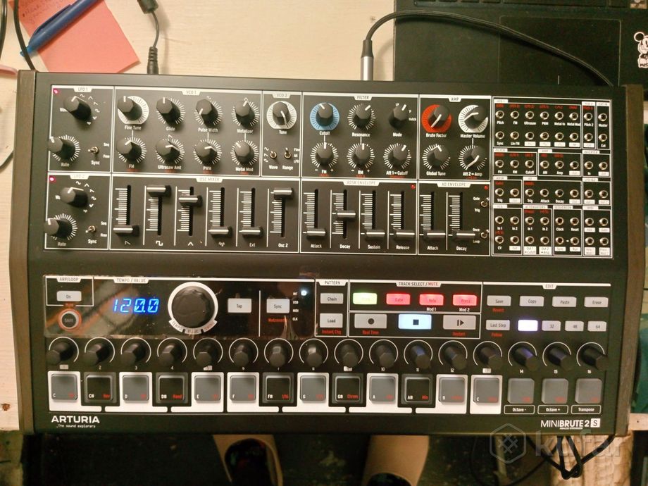 Синтезатор Arturia Minibrute 2s — фото 4