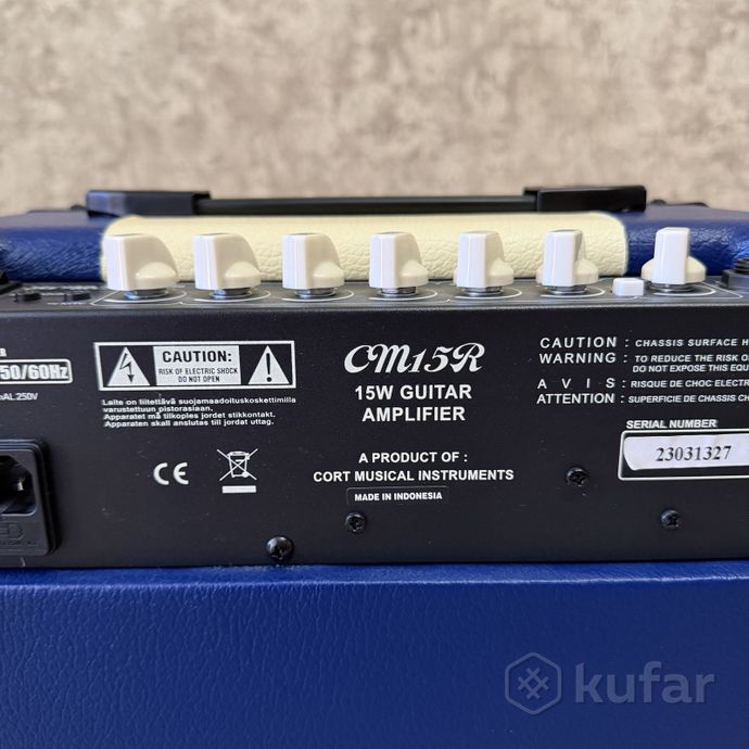 Комбик cort cm15r blue комбо усилитель — фото 3