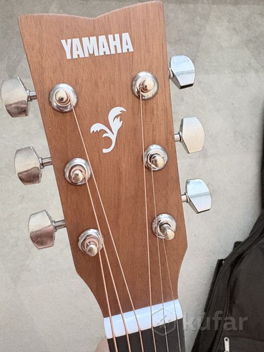 Акустическая гитара YAMAHA — фото 4
