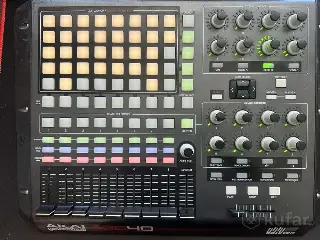 Midi контроллер Akai APC40