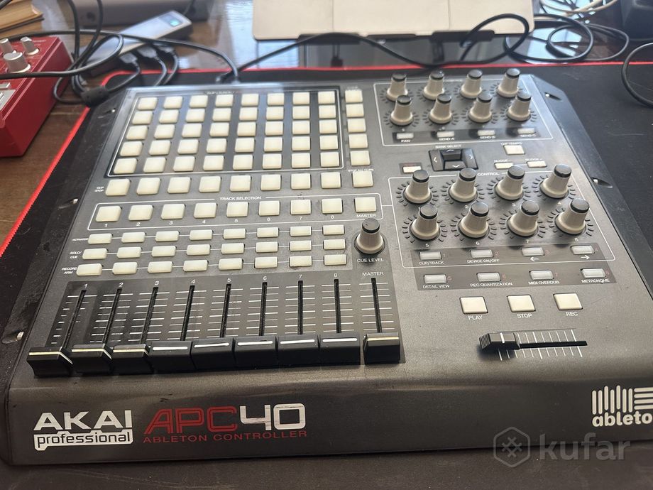 Midi контроллер Akai APC40 — фото 2