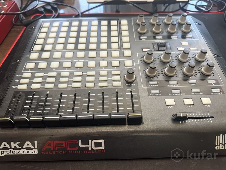 Midi контроллер Akai APC40 — фото 3
