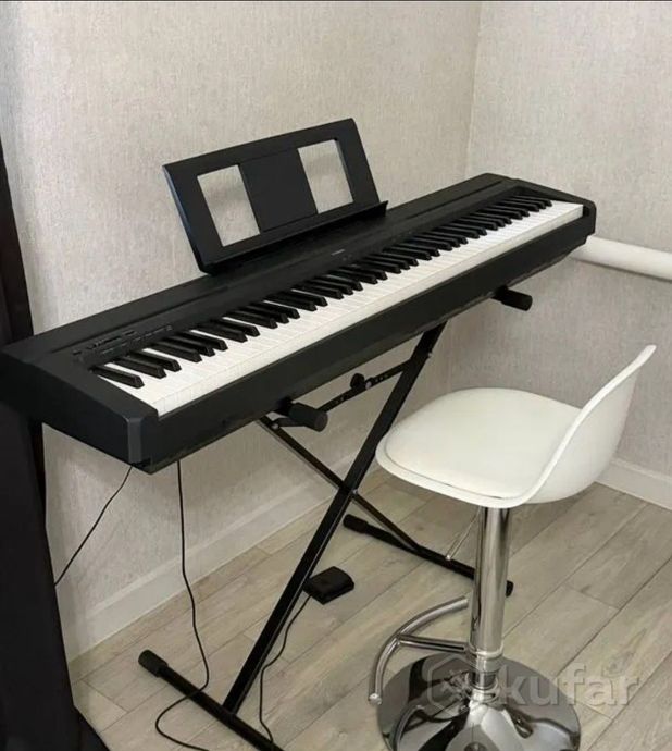 Yamaha P45 Black с регулируемой стойкой