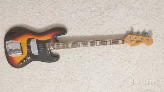 Винтажная бас-гитара Fender jazz bass