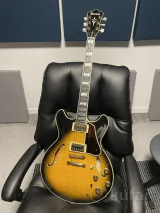 Полуакустическая гитара Ibanez AS200 Prestige