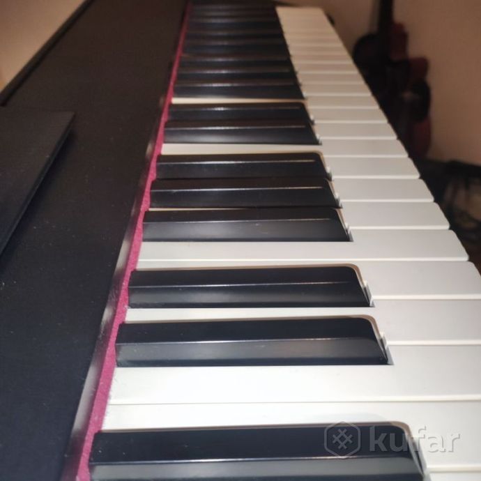 Roland FP-30 пианино электронное + стойка ДВП — фото 4