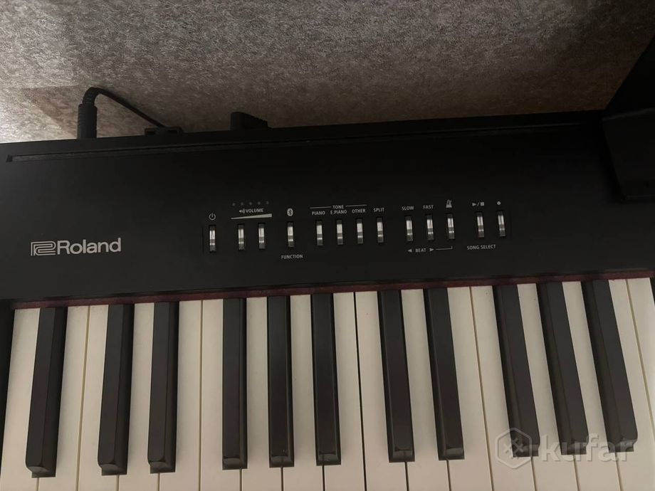 Цифровое пианино Roland fp-30(синтезатор) — фото 2